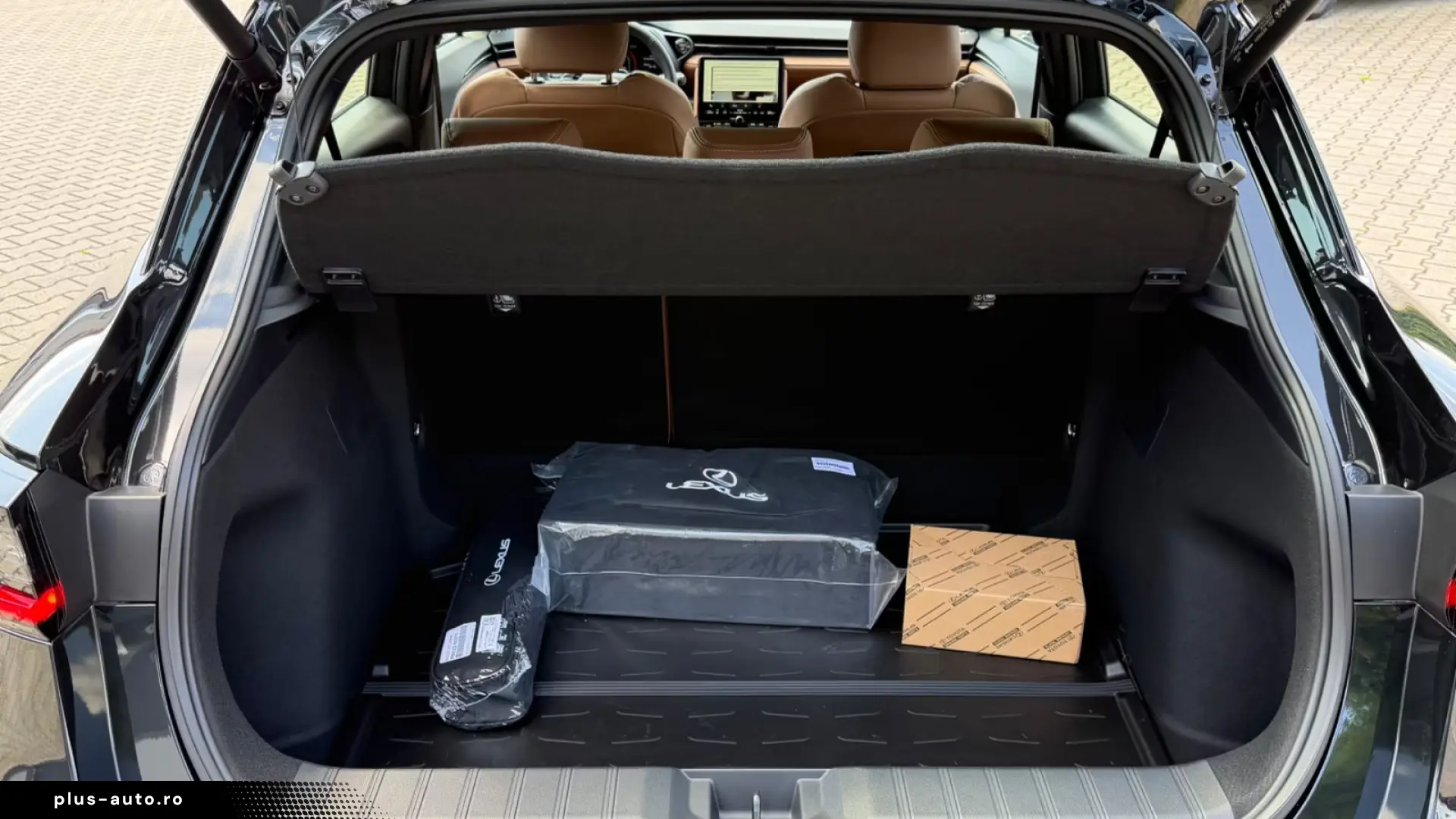 Lexus LBX RELAX.1.5