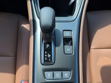 Lexus LBX RELAX.1.5