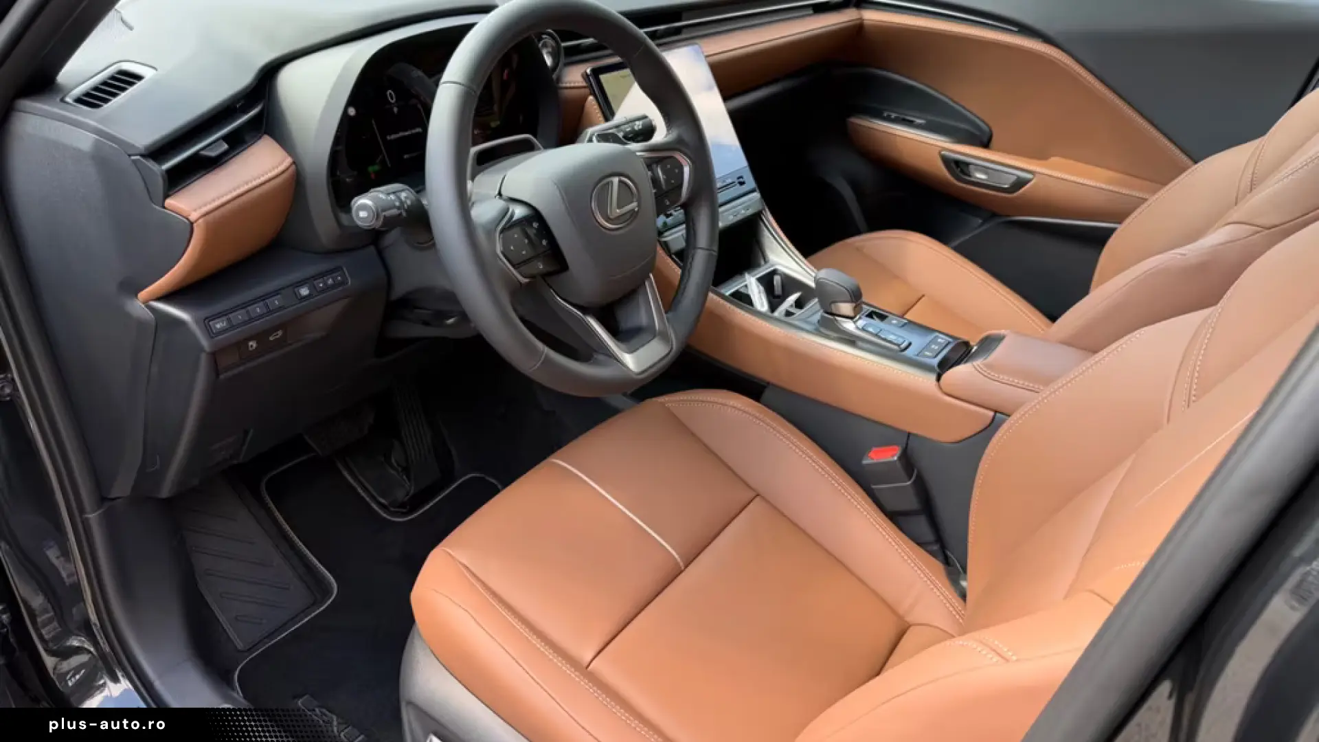 Lexus LBX RELAX.1.5