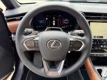 Lexus LBX RELAX.1.5