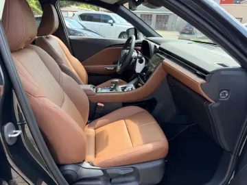 Lexus LBX RELAX.1.5