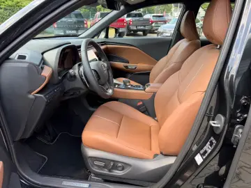 Lexus LBX RELAX.1.5