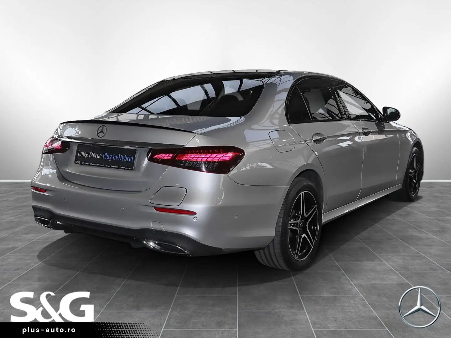 MERCEDES-BENZ E 300 e AMG PANO KAMERA HIFI NIGHT LED 18