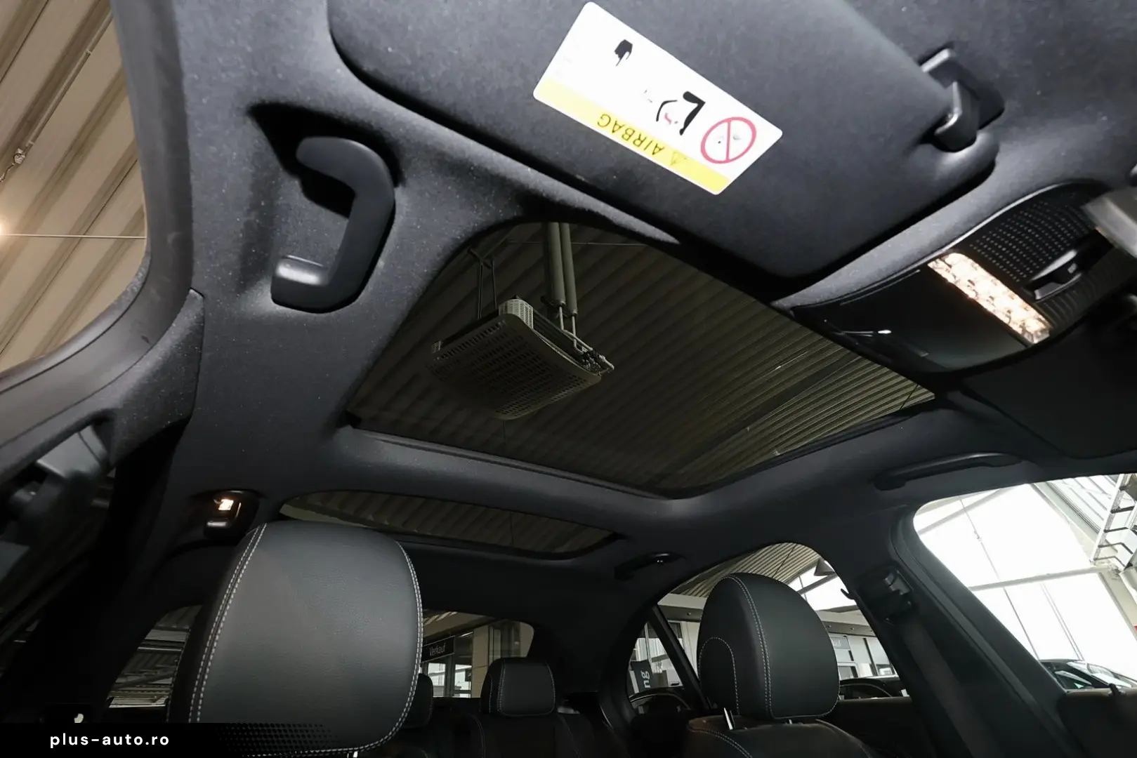MERCEDES-BENZ E 300 e AMG PANO KAMERA HIFI NIGHT LED 18