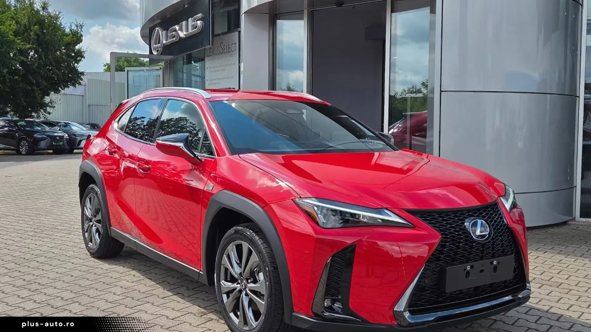 Lexus UX 300h F Sport Design