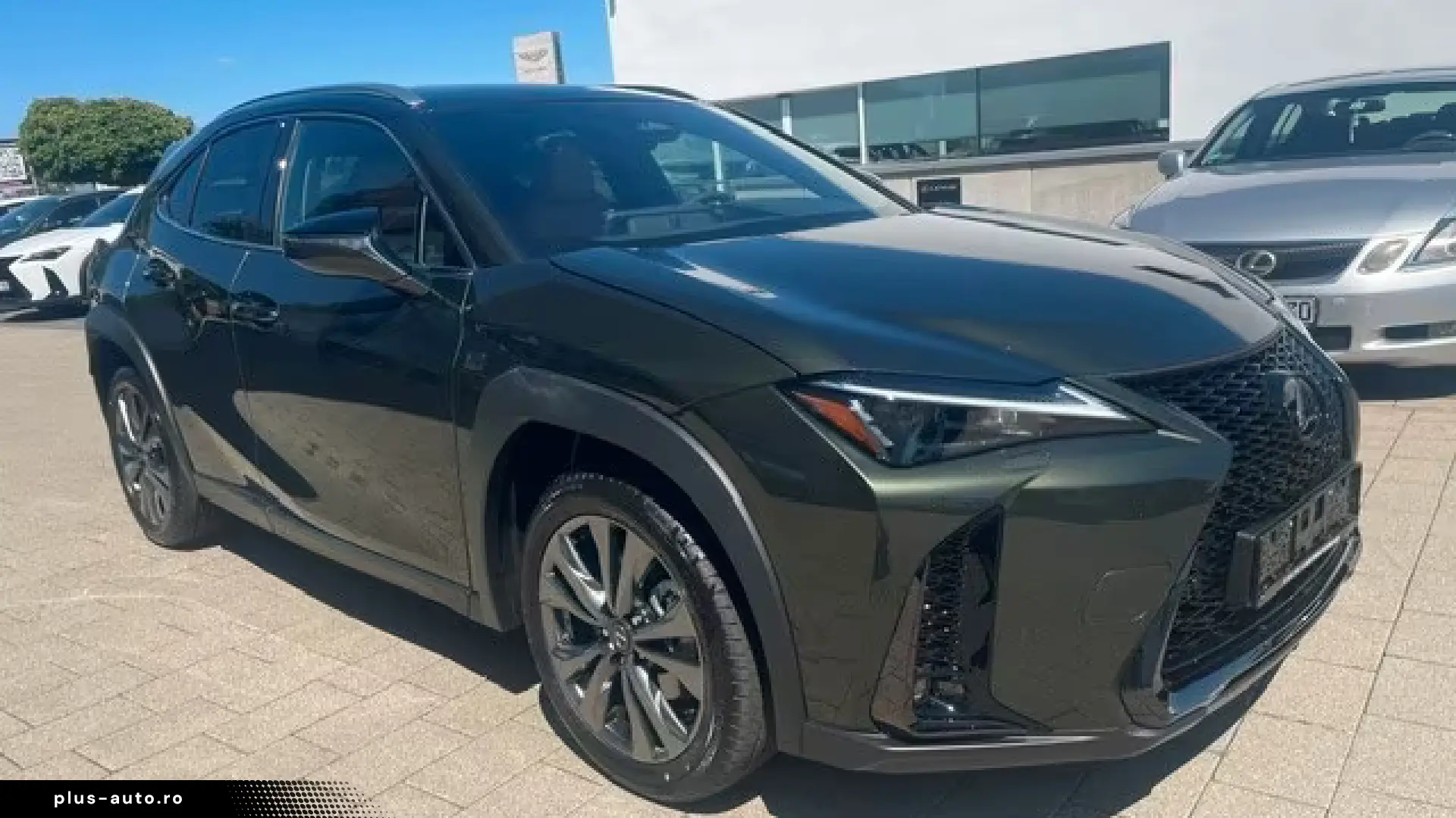Lexus UX 300h F-Sport Design