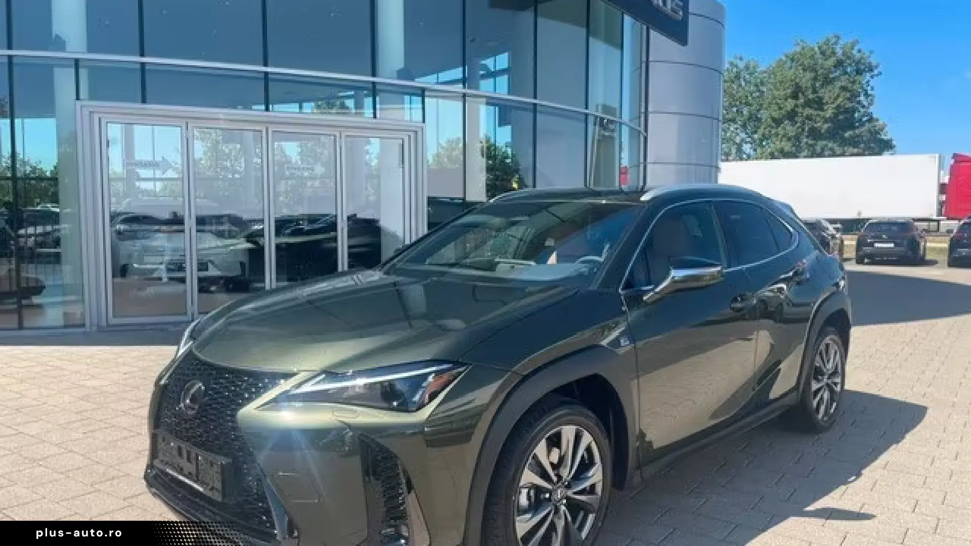 Lexus UX 300h F-Sport Design