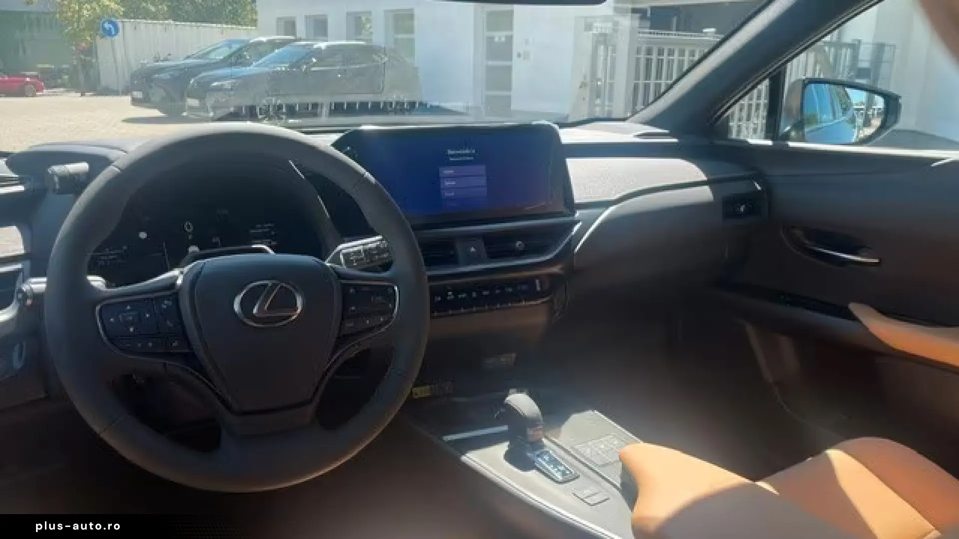 Lexus UX 300h F-Sport Design