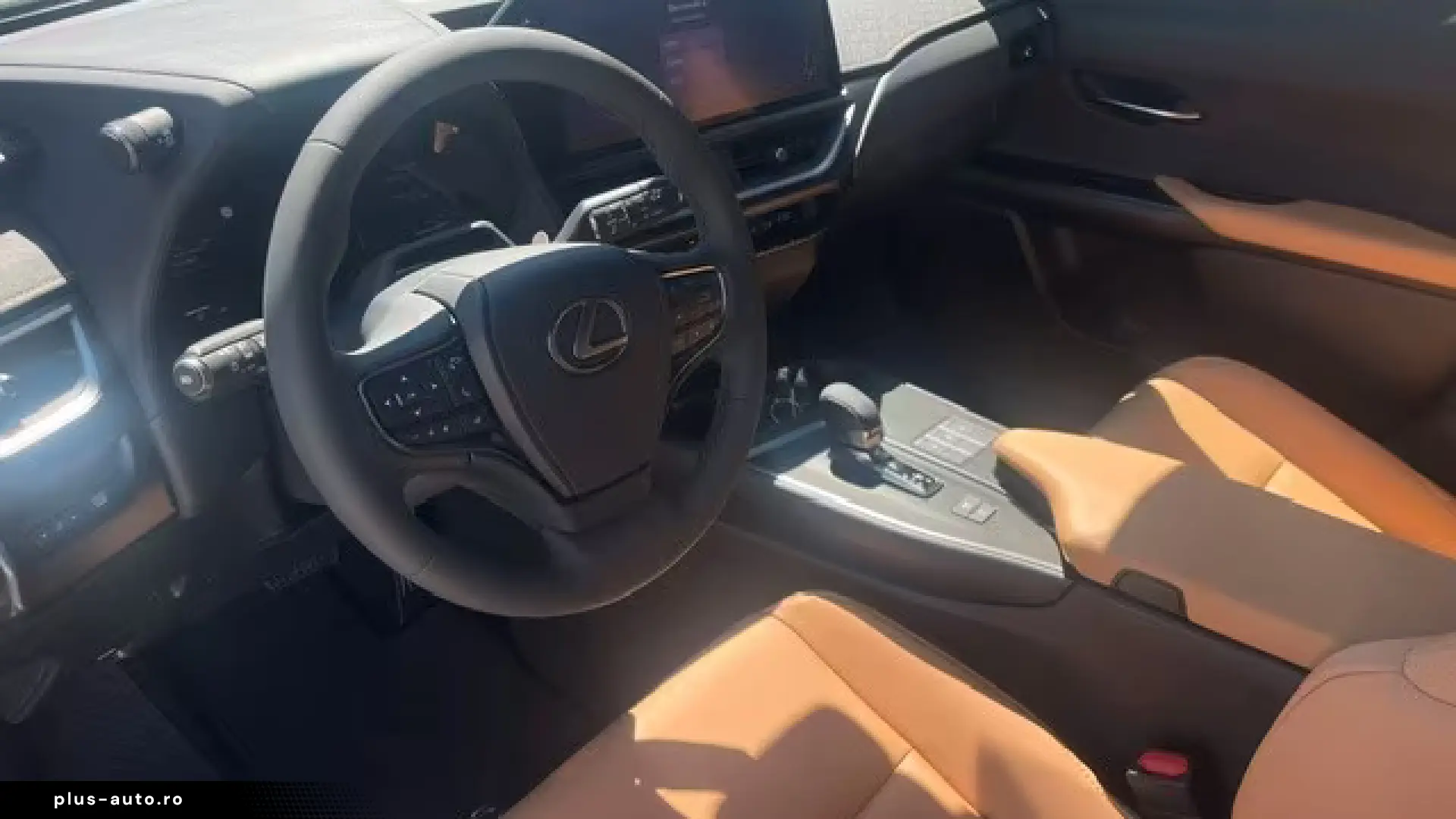 Lexus UX 300h F-Sport Design