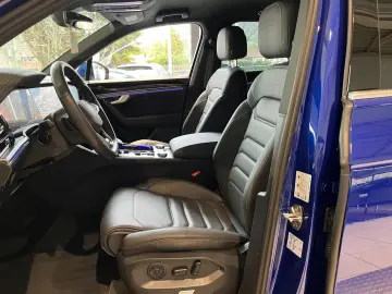 VW Touareg R-Line 3.0 TDI