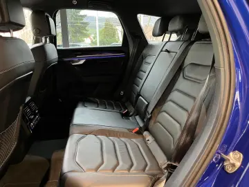 VW Touareg R-Line 3.0 TDI