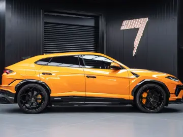 LAMBORGHINI Urus Performante   Carbon bonnet & spoiler   R23