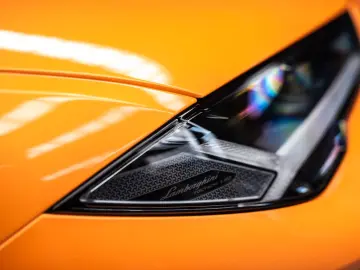 LAMBORGHINI Urus Performante   Carbon bonnet & spoiler   R23