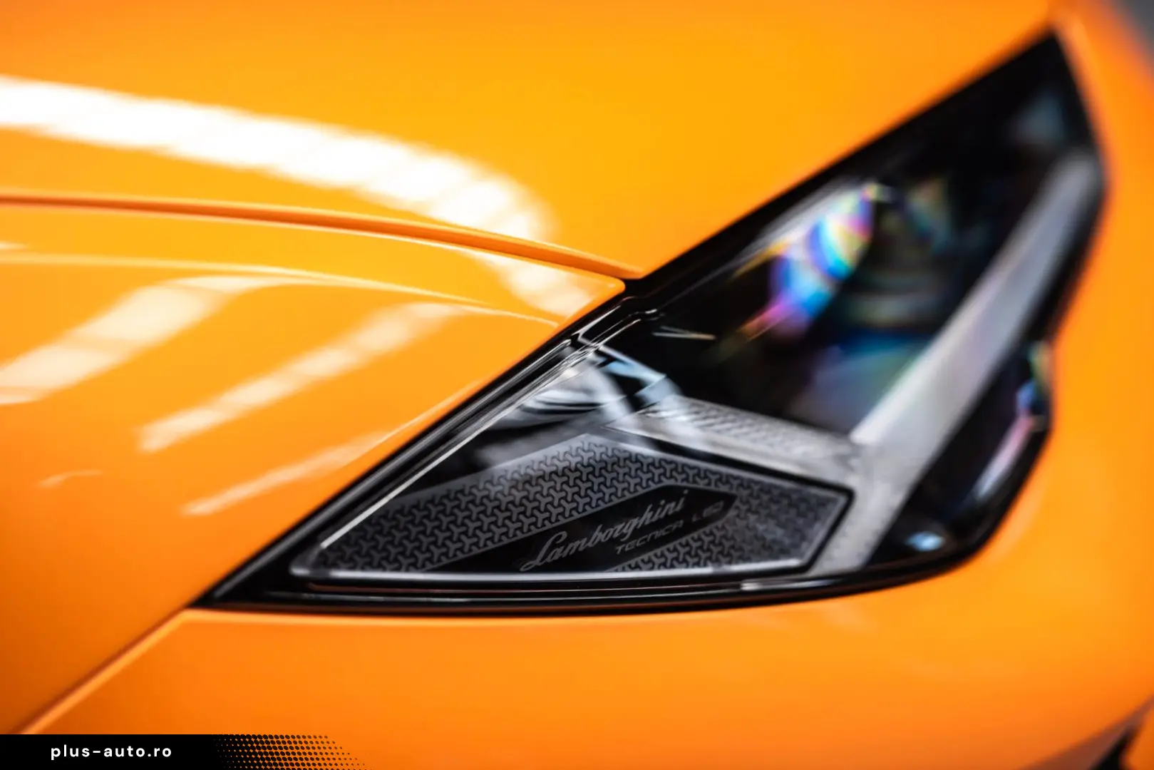 LAMBORGHINI Urus Performante   Carbon bonnet & spoiler   R23