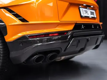 LAMBORGHINI Urus Performante   Carbon bonnet & spoiler   R23