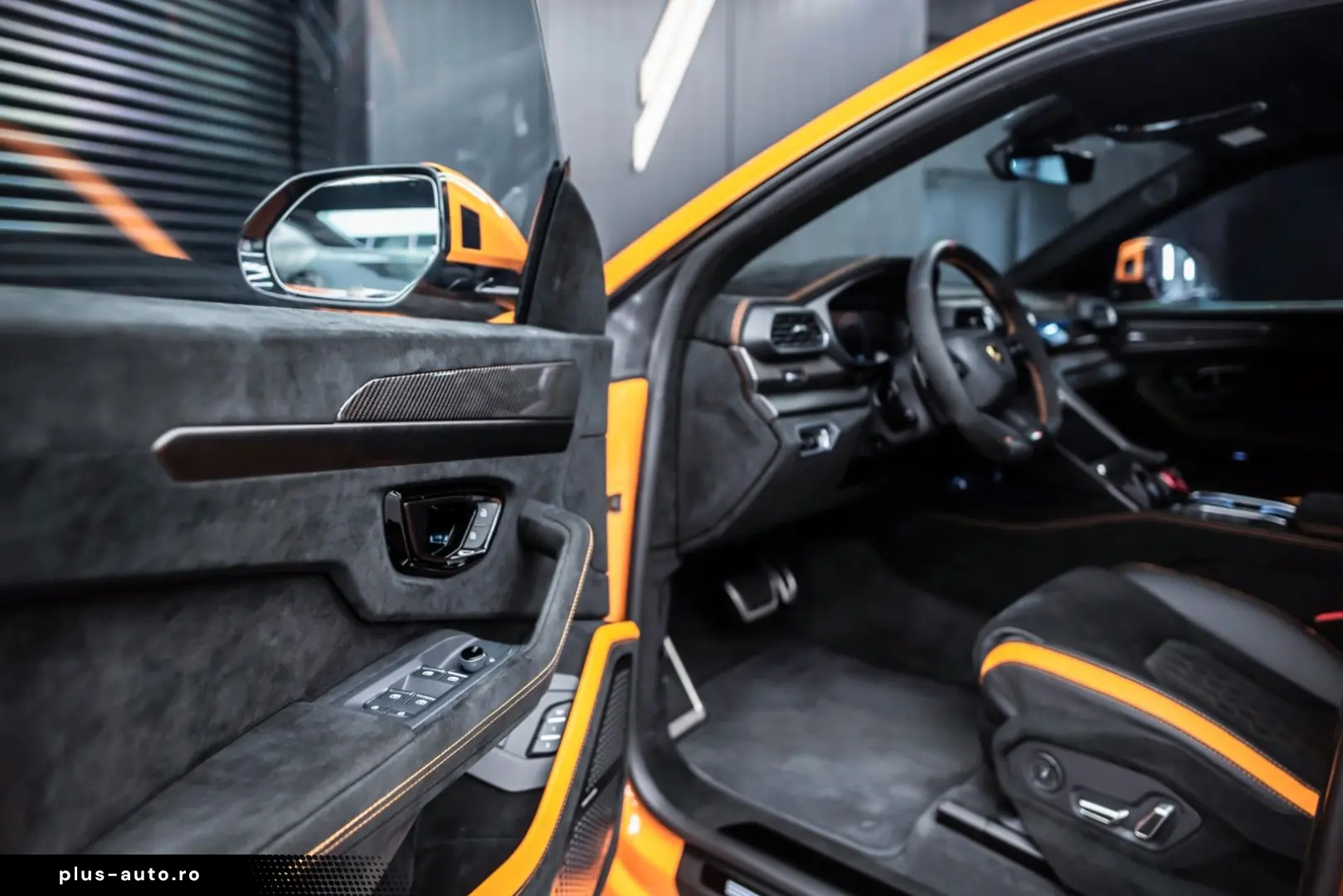 LAMBORGHINI Urus Performante   Carbon bonnet & spoiler   R23