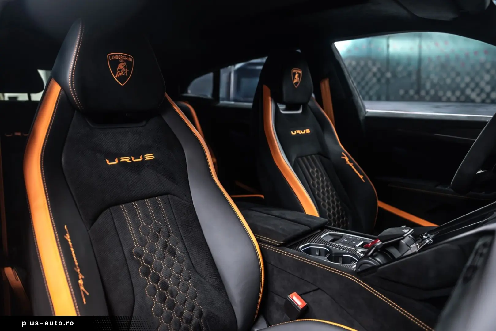 LAMBORGHINI Urus Performante   Carbon bonnet & spoiler   R23