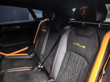 LAMBORGHINI Urus Performante   Carbon bonnet & spoiler   R23