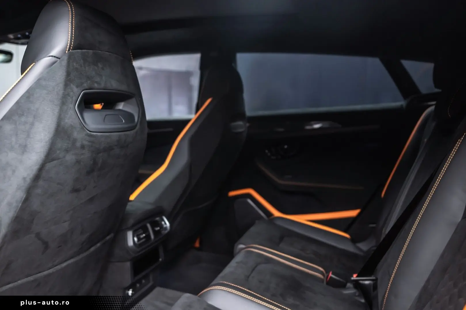 LAMBORGHINI Urus Performante   Carbon bonnet & spoiler   R23