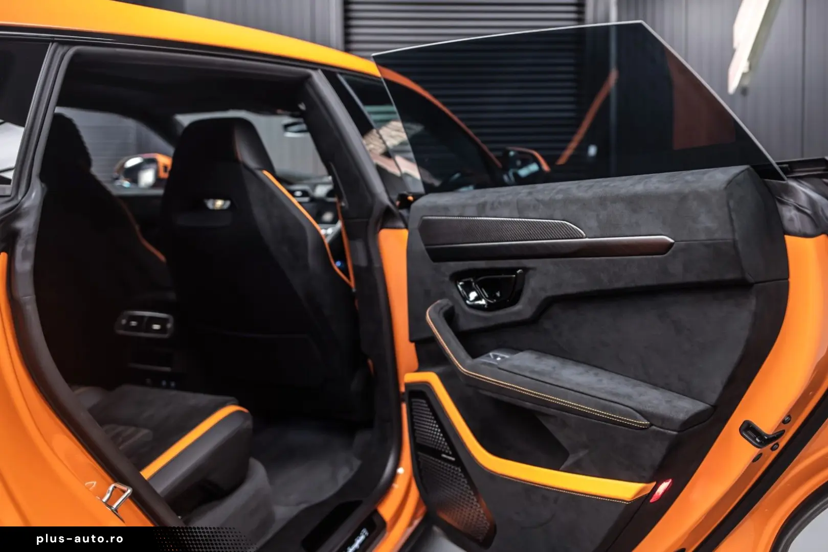 LAMBORGHINI Urus Performante   Carbon bonnet & spoiler   R23