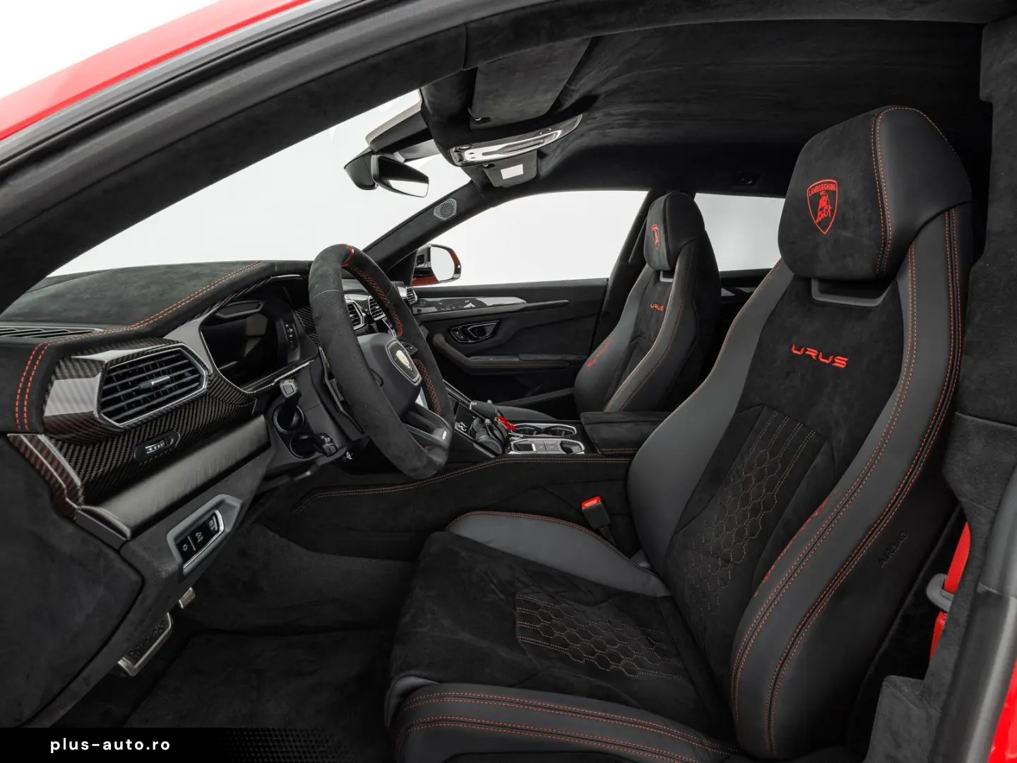 LAMBORGHINI Urus Performante
