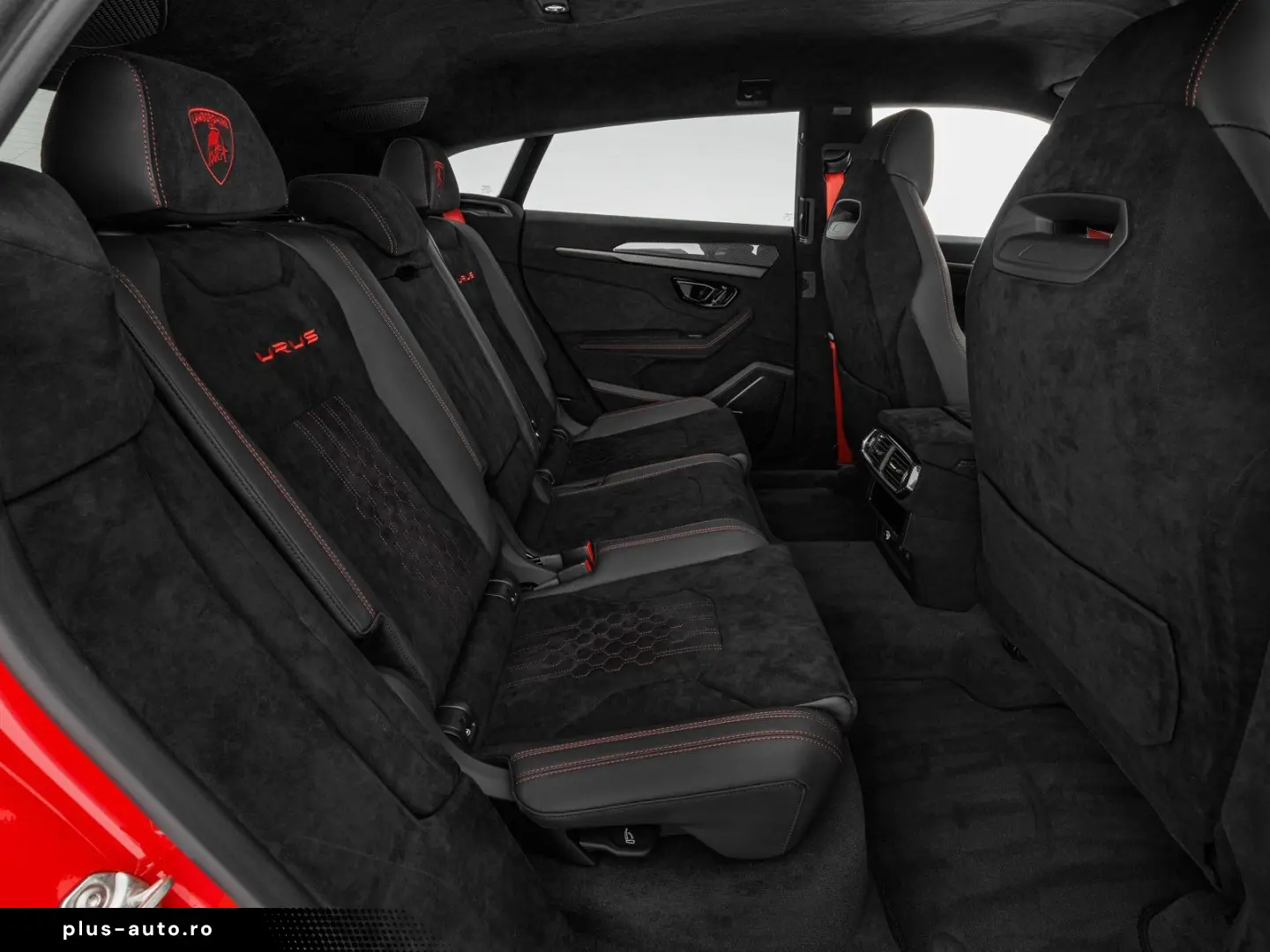 LAMBORGHINI Urus Performante