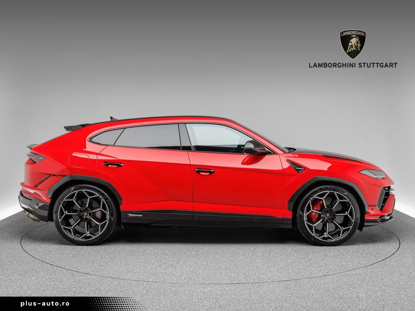 LAMBORGHINI Urus Performante