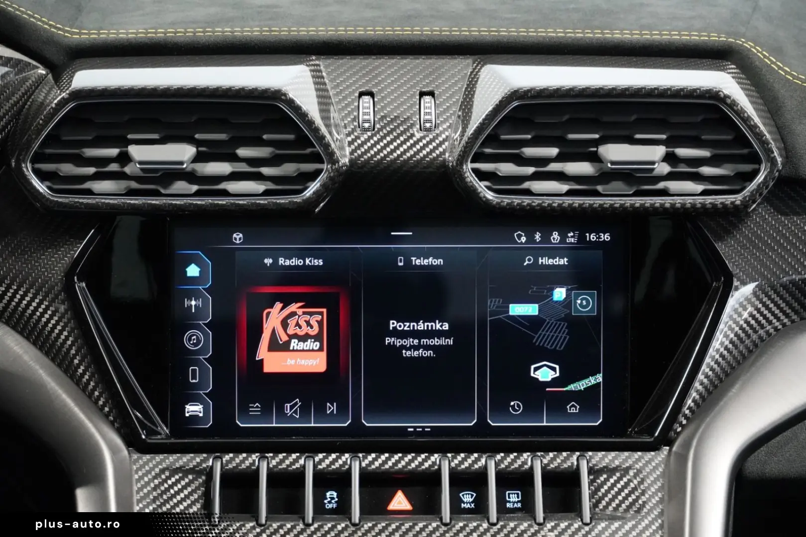 LAMBORGHINI Urus Performante