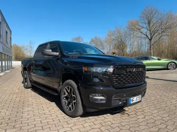 Dodge RAM NEW RAM1500 Tradesman Night