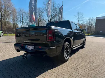 Dodge RAM NEW RAM1500 Tradesman Night