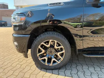 Dodge RAM NEW RAM1500 Tradesman Night