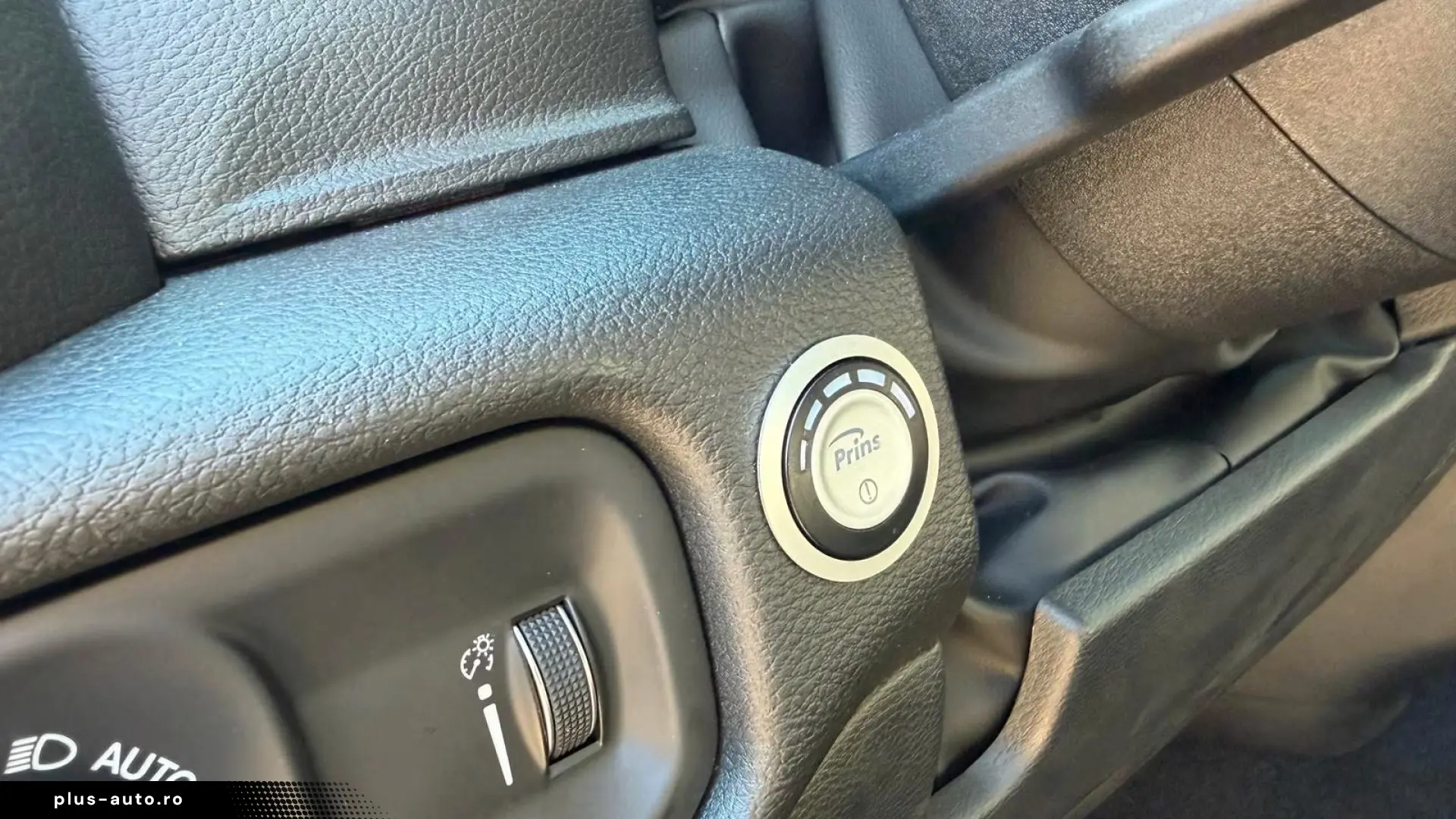 Dodge RAM NEW RAM1500 Tradesman Night