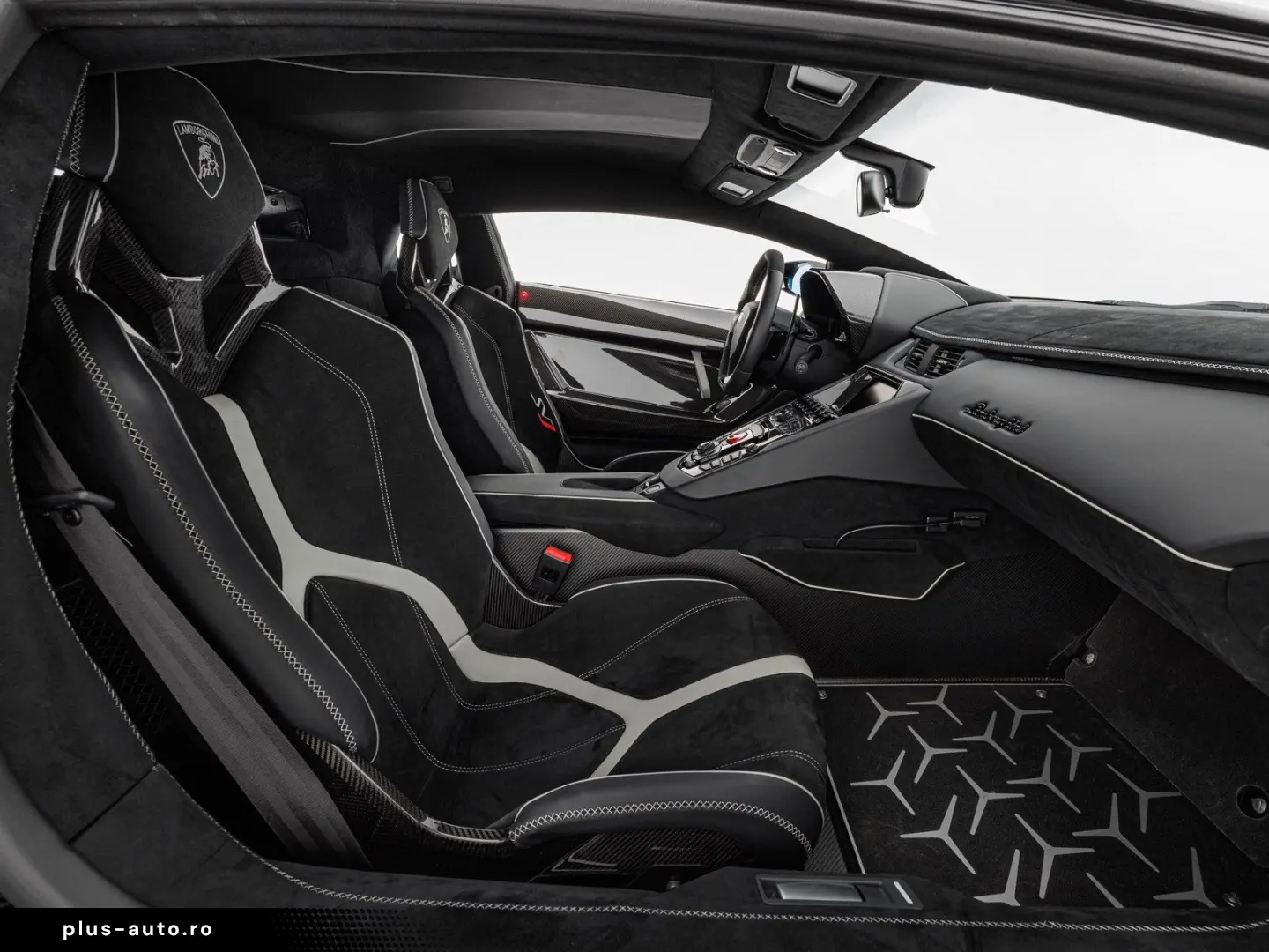 LAMBORGHINI Aventador 2020 — imagine 10