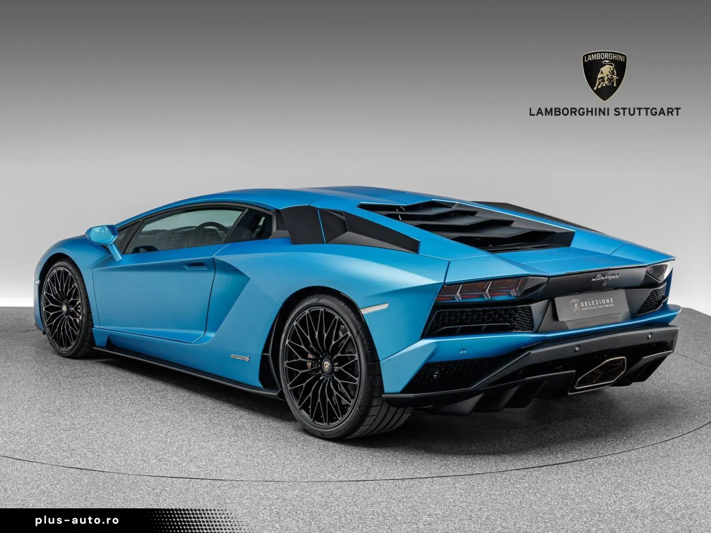 LAMBORGHINI Aventador S Coupe