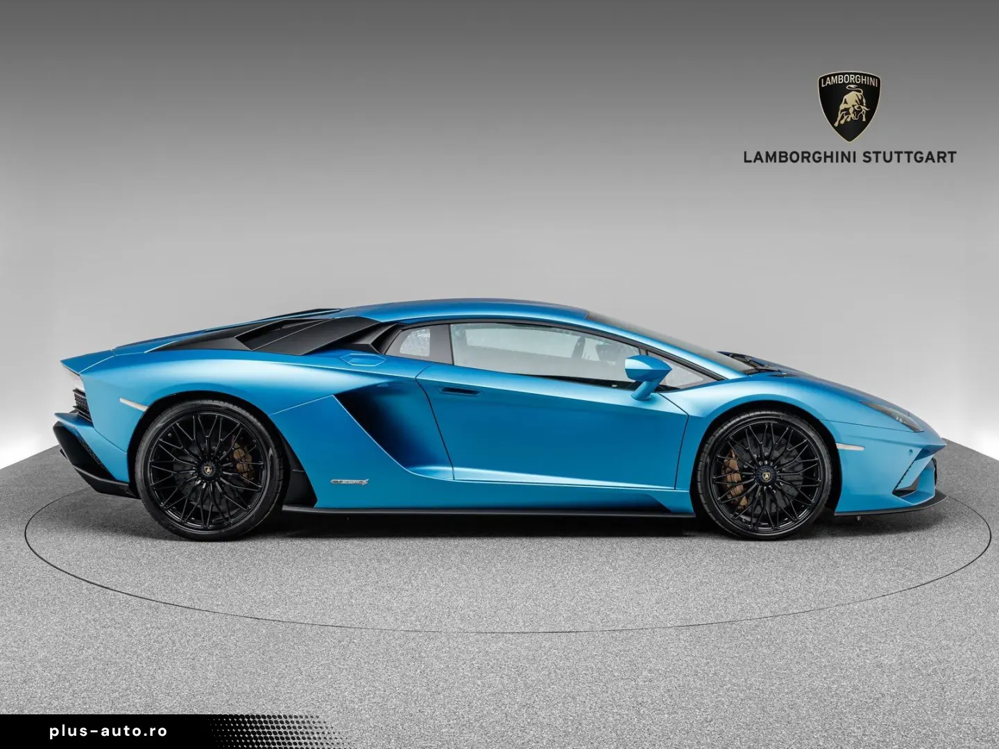 LAMBORGHINI Aventador S Coupe