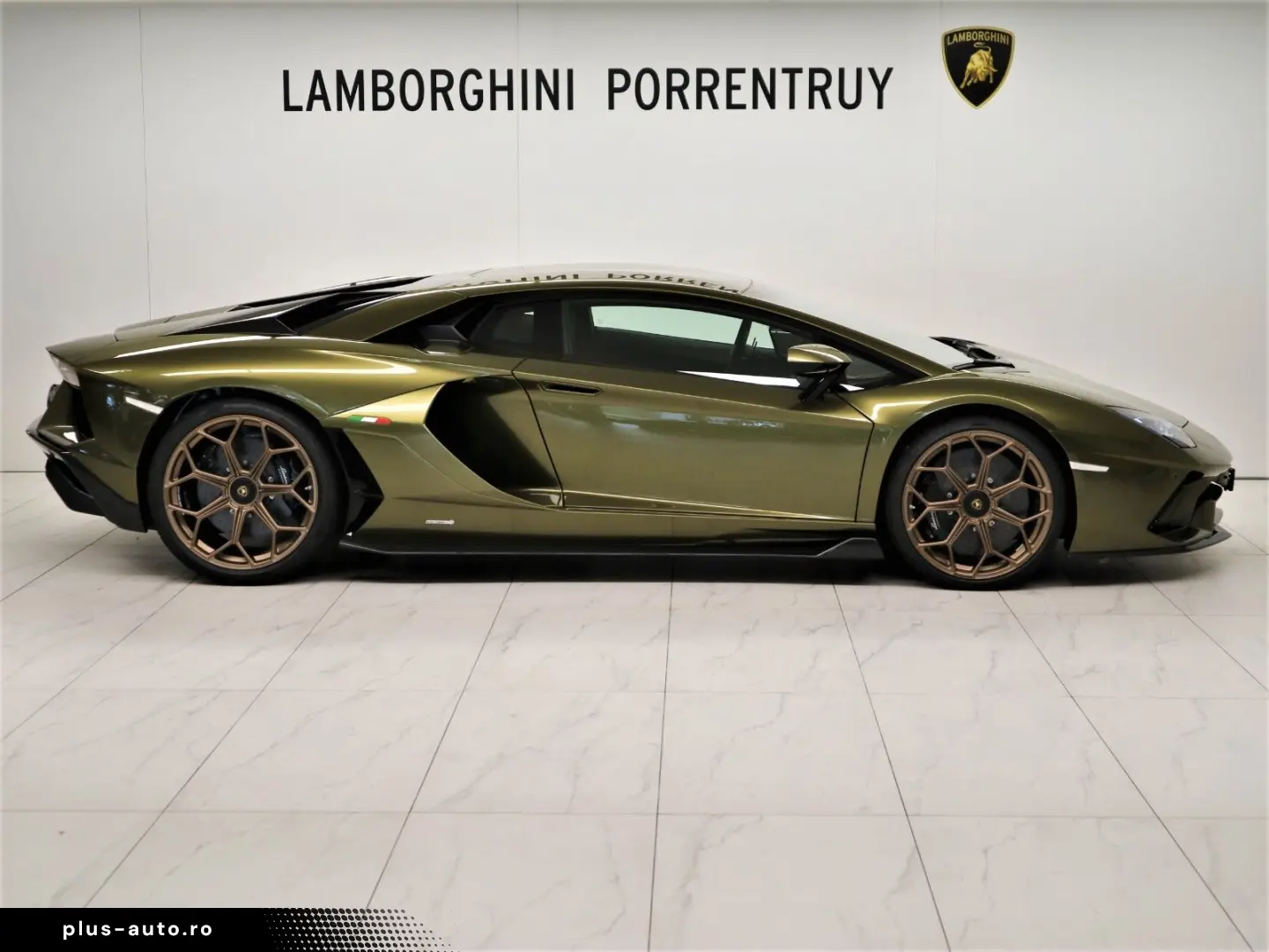 LAMBORGHINI Aventador Ultimae