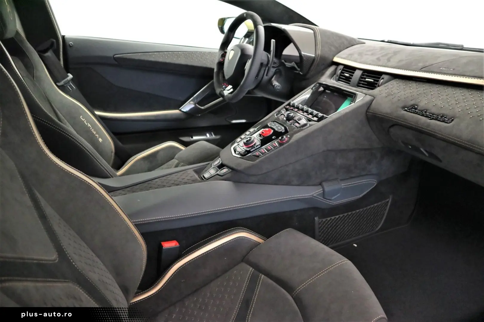 LAMBORGHINI Aventador Ultimae