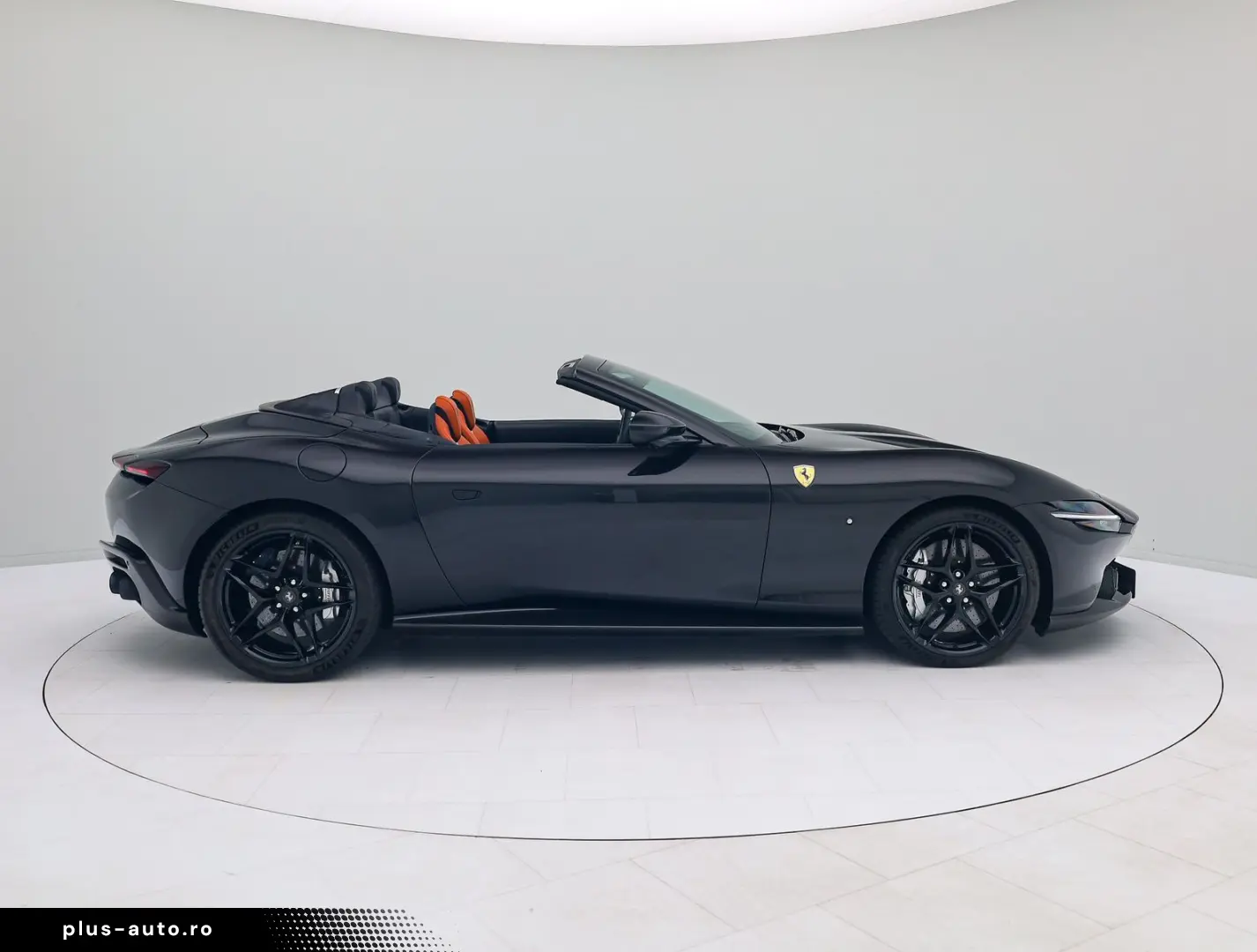 FERRARI Roma Spider - Ferrari Hamburg