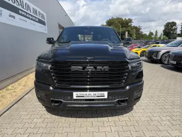 Dodge RAM 1500 CrewCab Laramie 5.7V8 MY26
