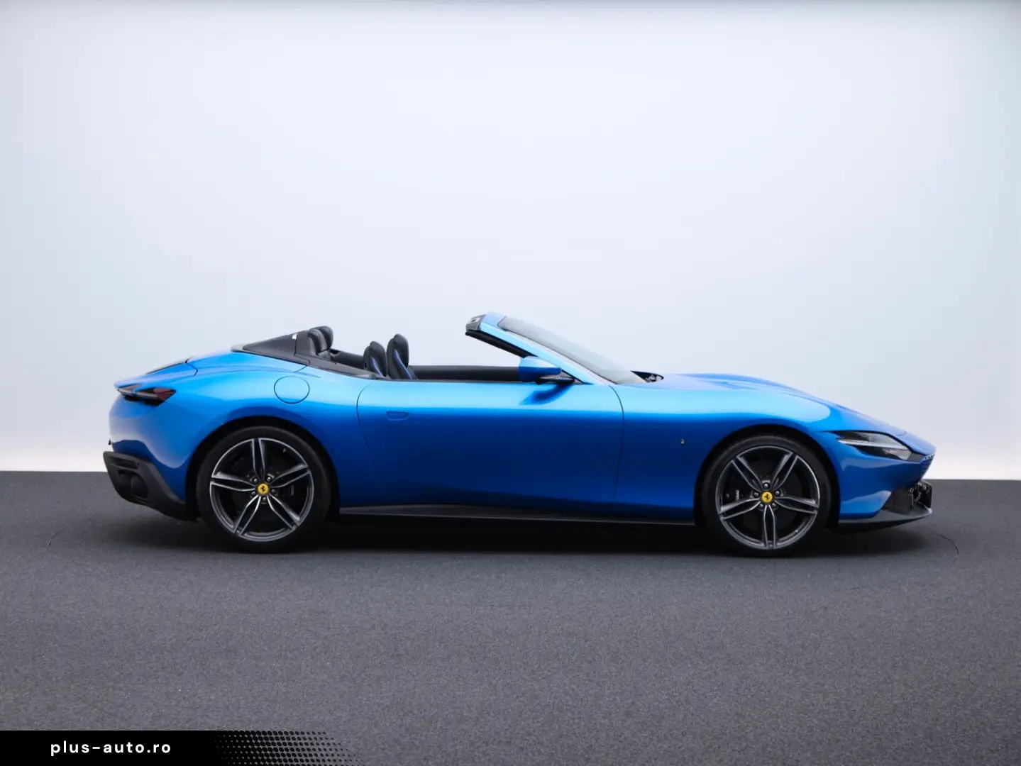 FERRARI Roma Spider      Ferrari Frankfurt