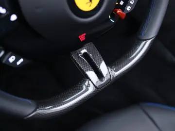 FERRARI Roma Spider      Ferrari Frankfurt