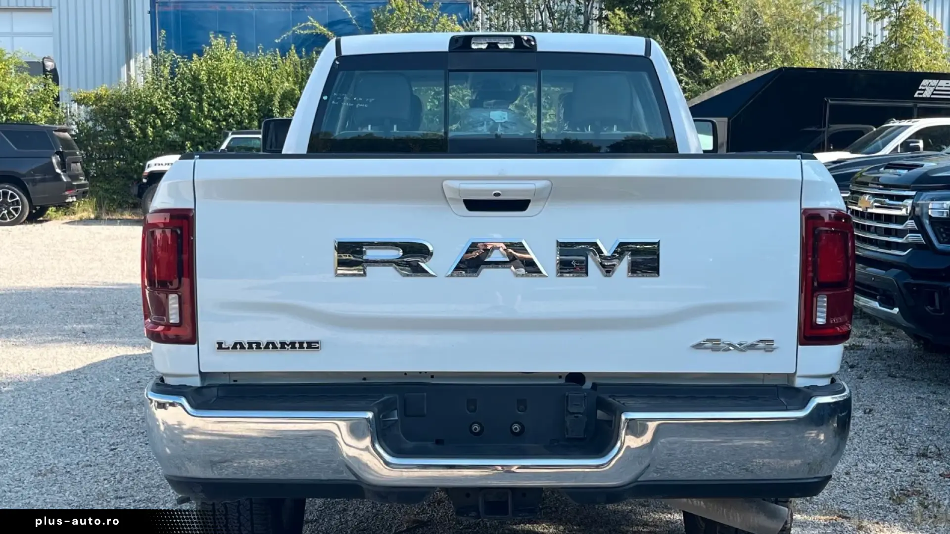 Dodge RAM 2500 Crew Cab Laramie 6.7l HO