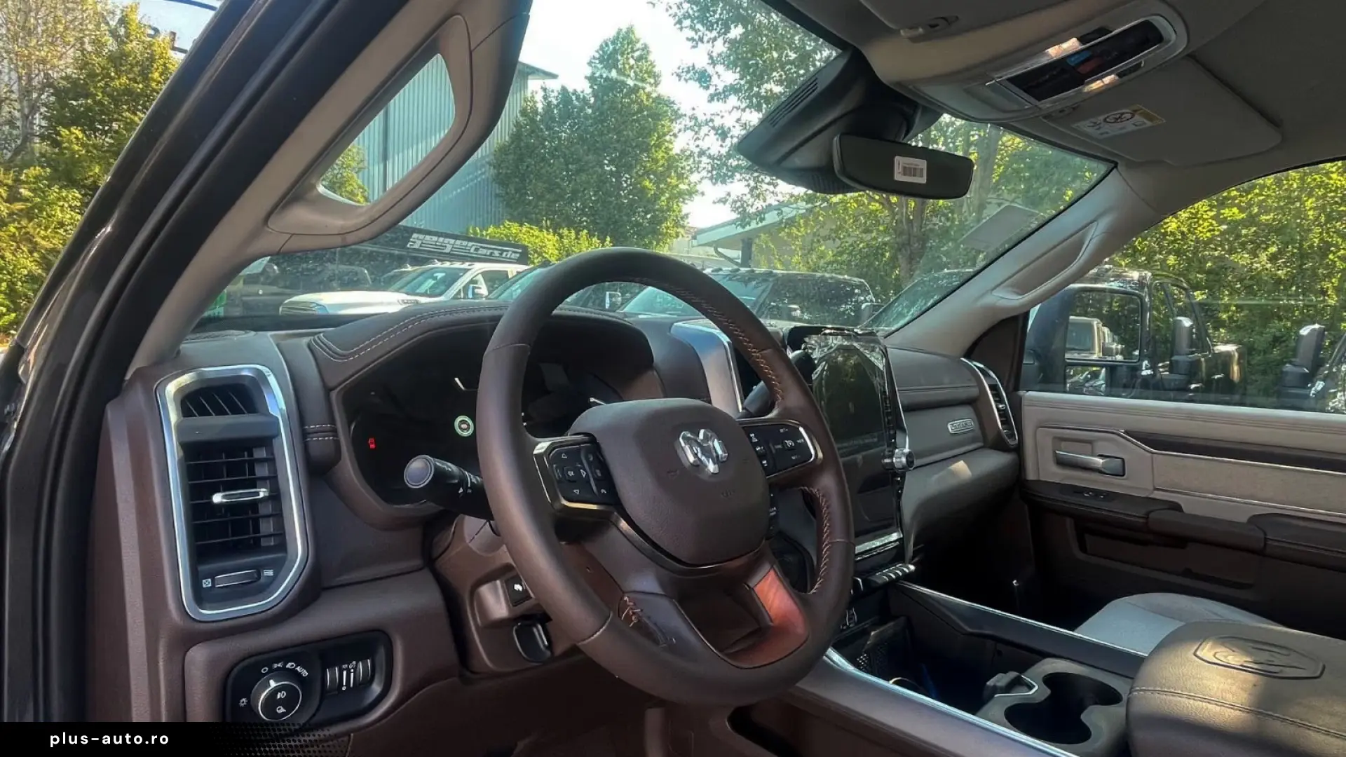 Dodge RAM 2500 Crew Cab Laramie 6.7l HO