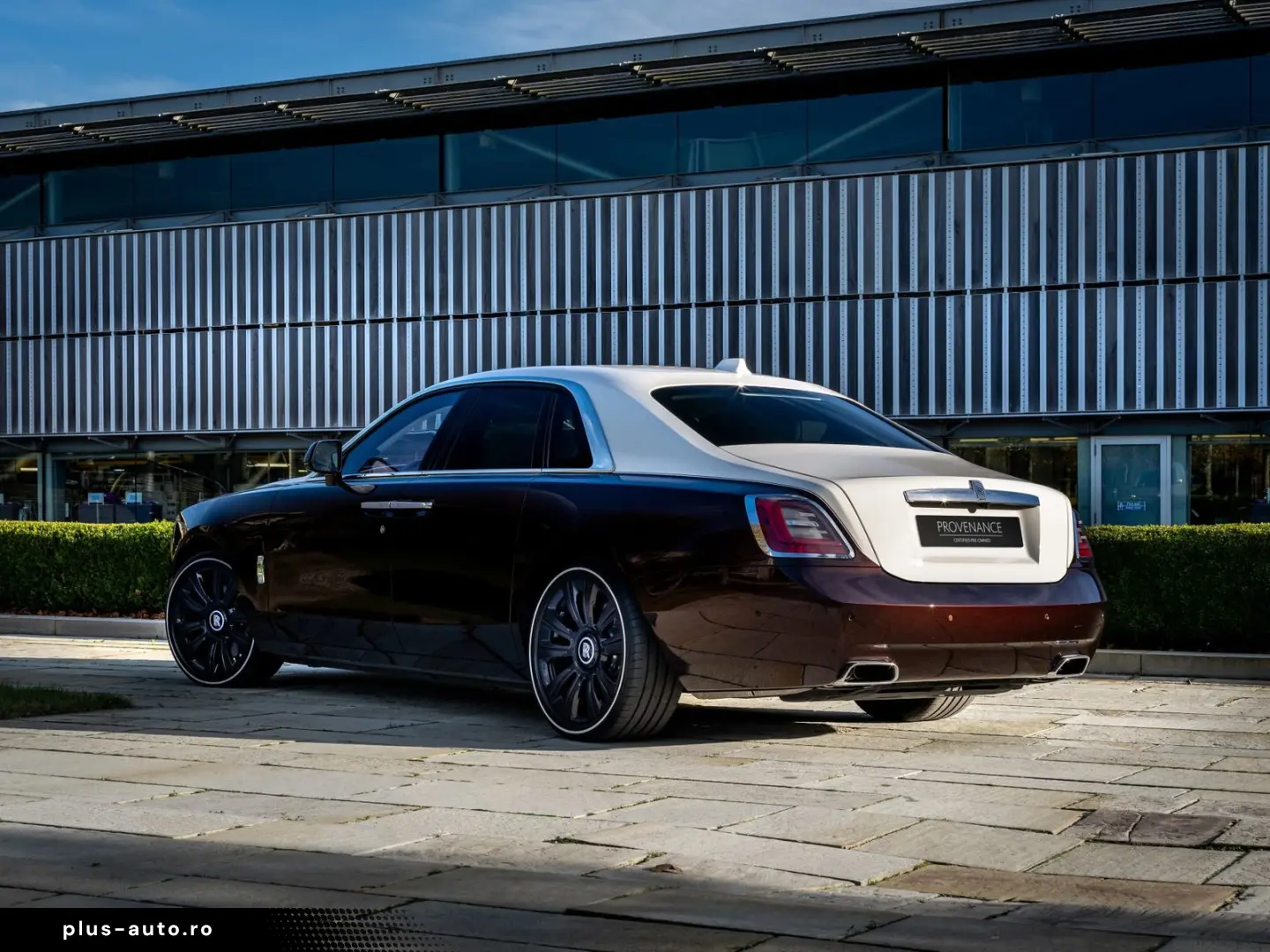 ROLLS ROYCE Ghost  PROVENANCE