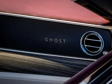 ROLLS ROYCE Ghost  PROVENANCE