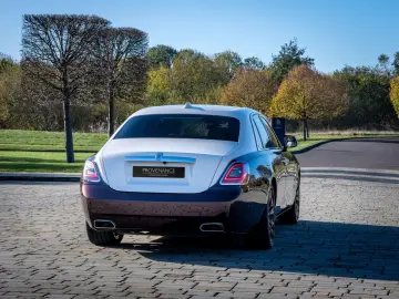 ROLLS ROYCE Ghost  PROVENANCE