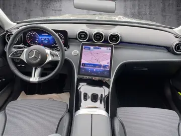 MERCEDES-BENZ C 300e Limousine 4Matic Navi PDC Kamera LED