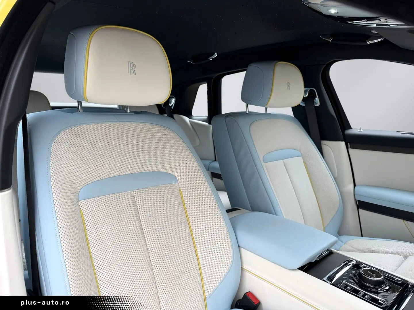 ROLLS ROYCE Ghost Series ll Theatre Picnic BeSpoke Massage