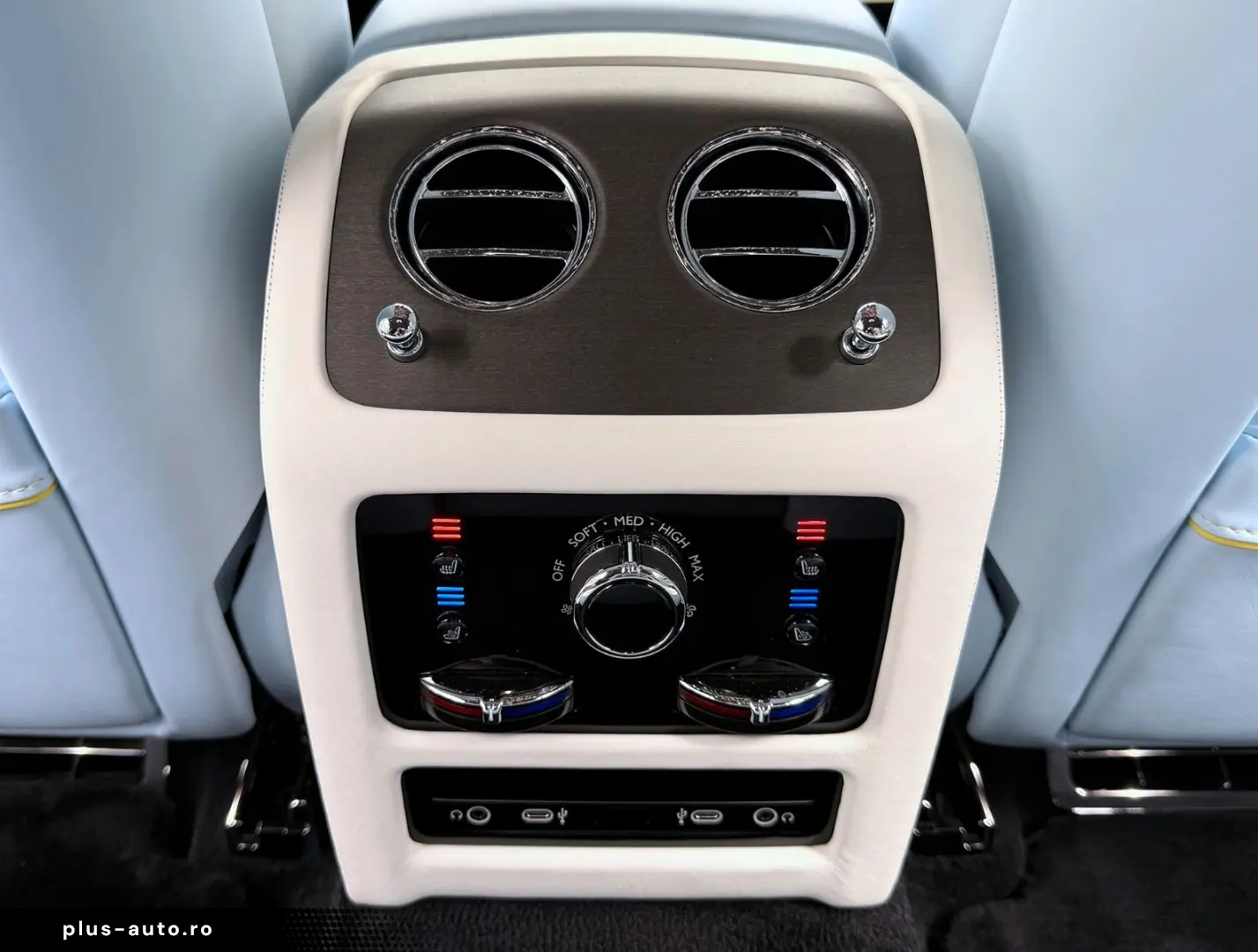 ROLLS ROYCE Ghost Series ll Theatre Picnic BeSpoke Massage