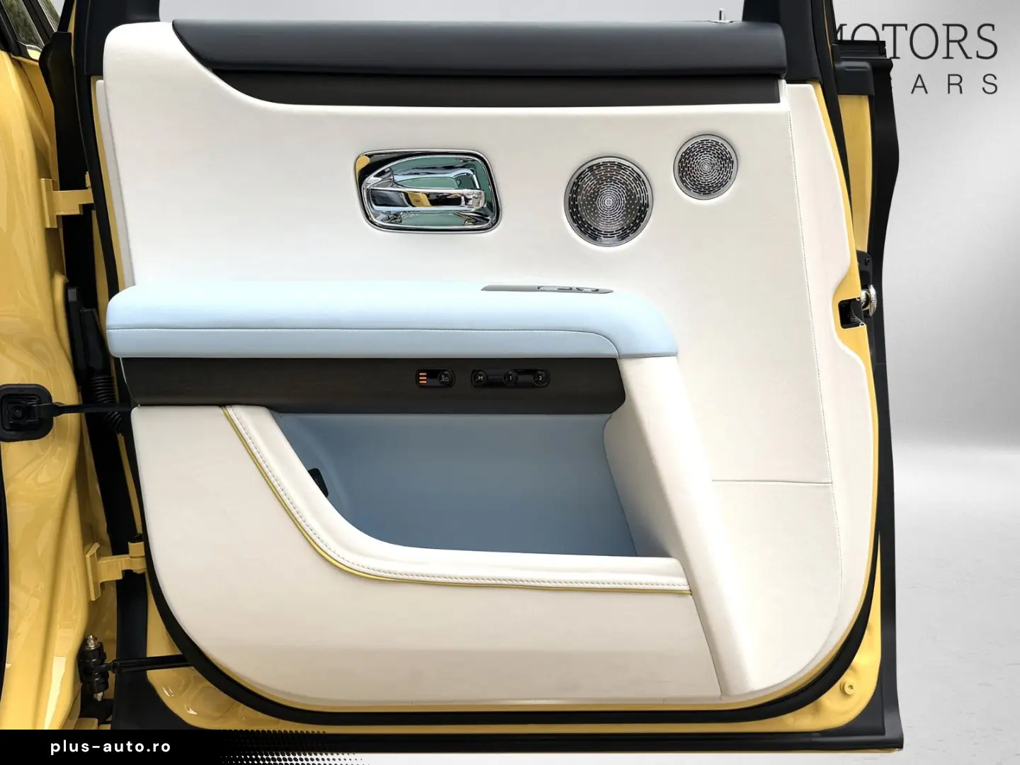 ROLLS ROYCE Ghost Series ll Theatre Picnic BeSpoke Massage